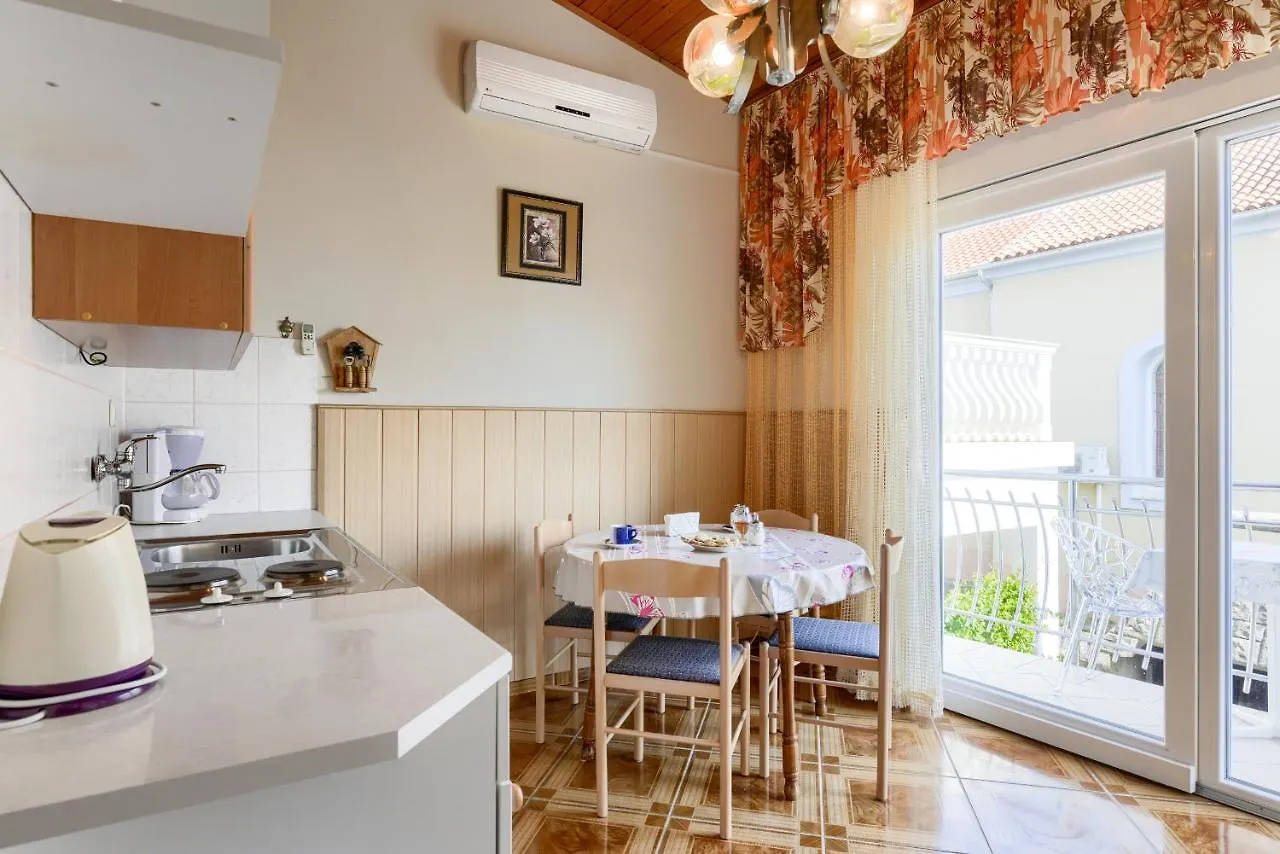 Villa Fontana Starigrad Paklenica