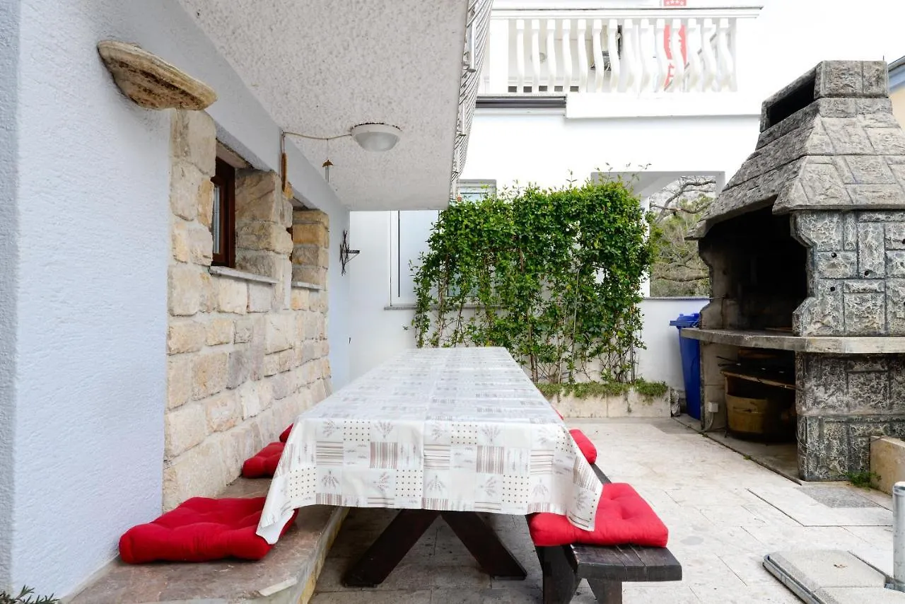 Villa Fontana Starigrad Paklenica 3*,